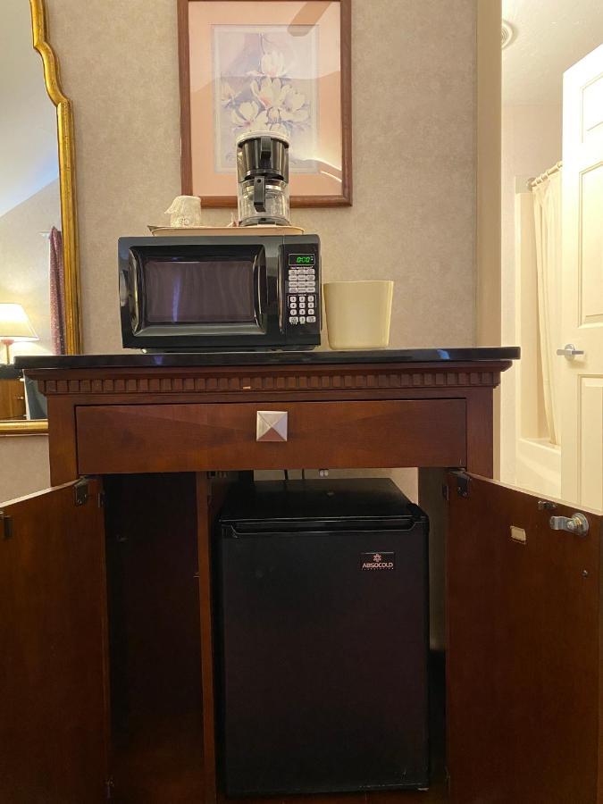 Economy Lodge 682 Main St Sturbridge Dış mekan fotoğraf