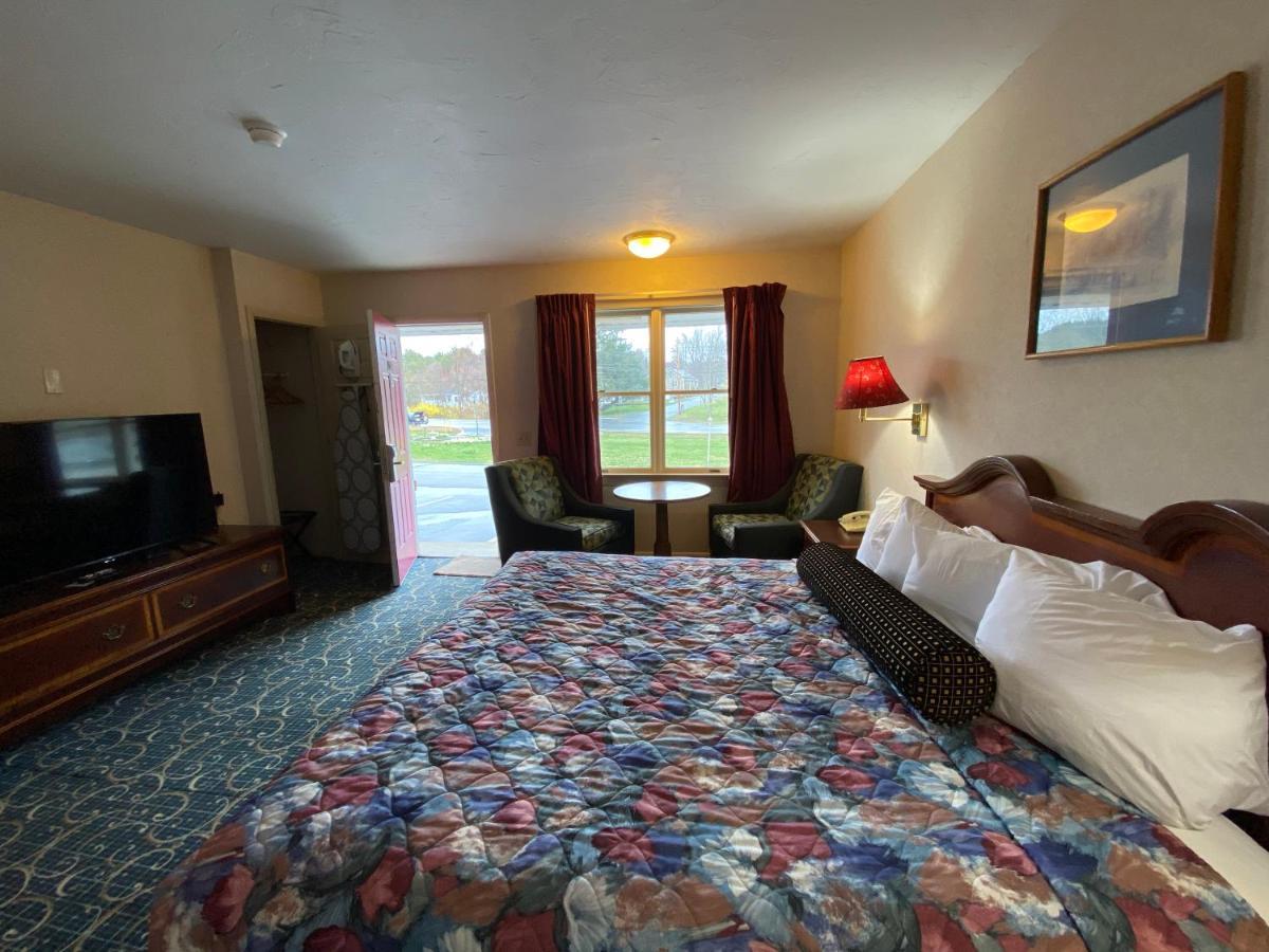 Economy Lodge 682 Main St Sturbridge Dış mekan fotoğraf
